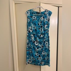 Jones New York Blue and black floral knee length dress size L
